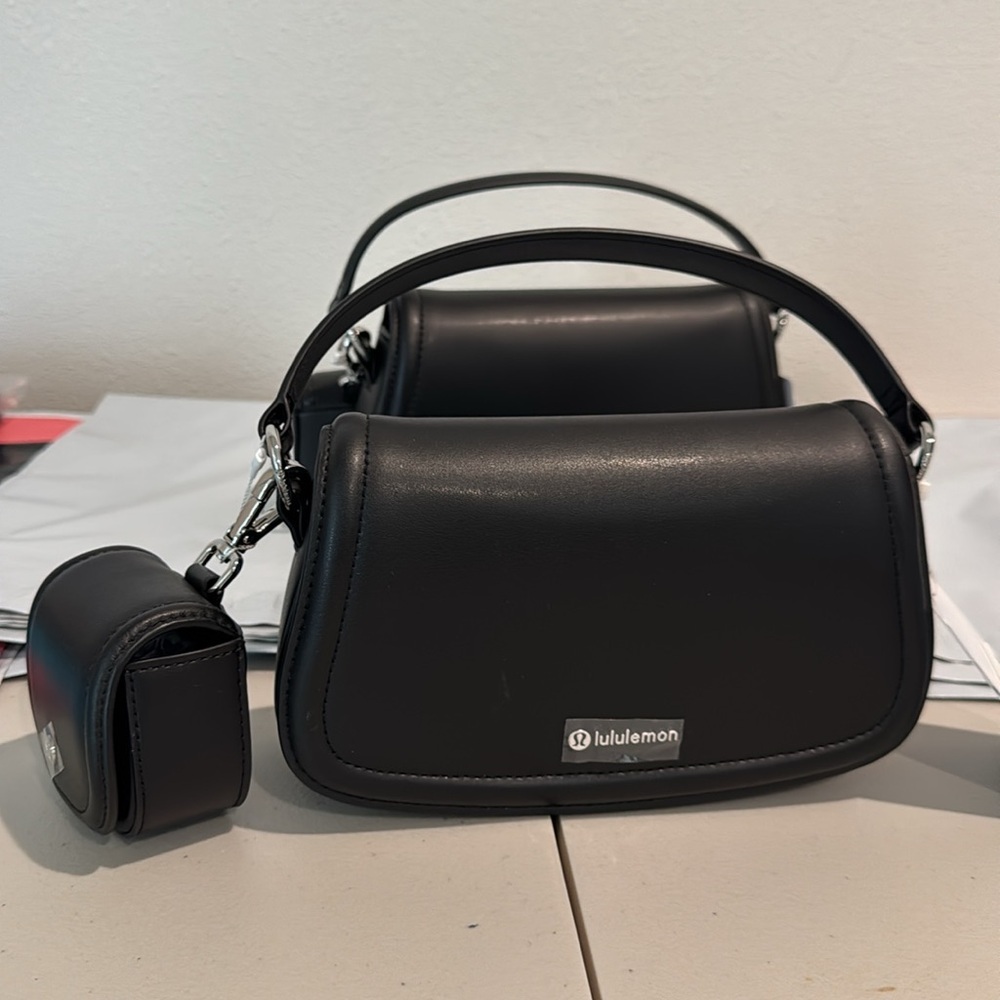 lululemon athletica Black Shoulder Bag Set Leather Alternative Mini Bag 1.2L - Picture 7 of 13